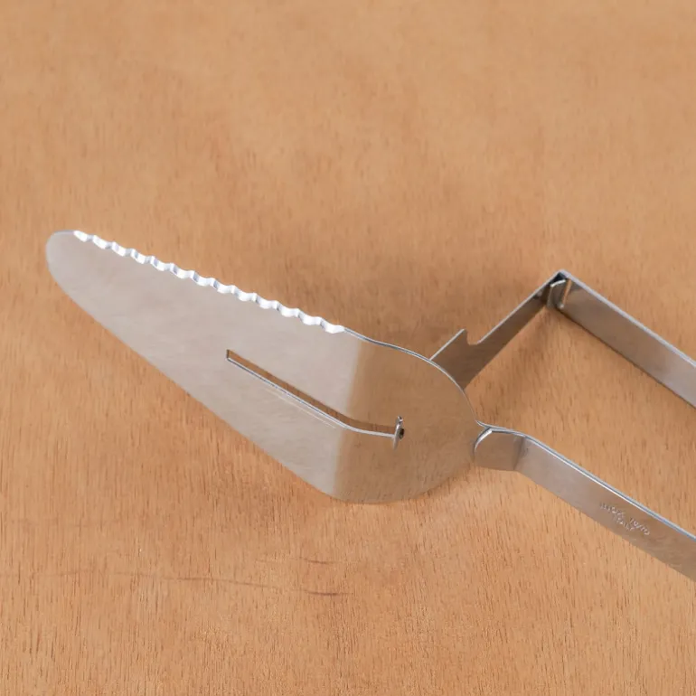 Pelle à tarte automatique