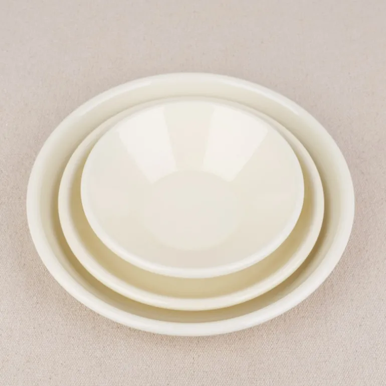 Petite assiette creuse en émail Ø 17cm