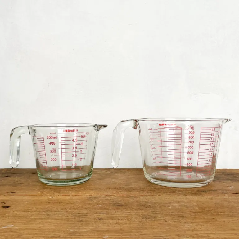 Pichet doseur en verre 0.5 L / 1 L