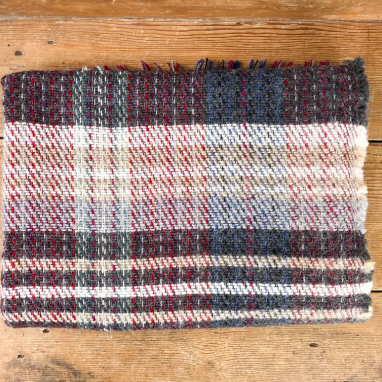 Plaid gallois en laine recyclée