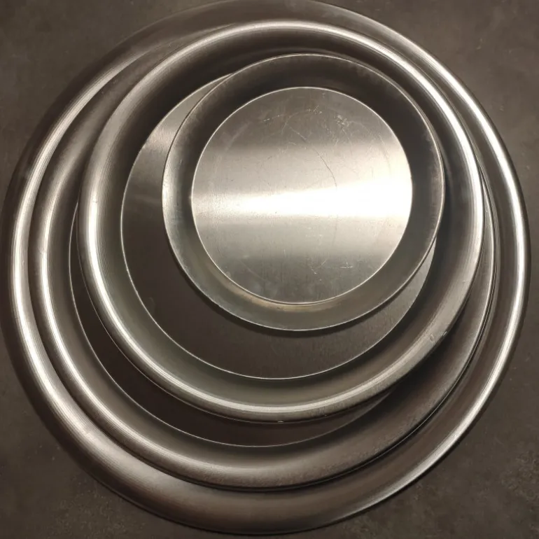 Plat à pizza aluminium