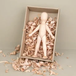 Poupées articulées en bois
