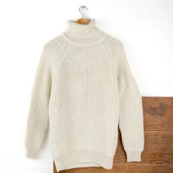 Pull irlandais col roulé crème