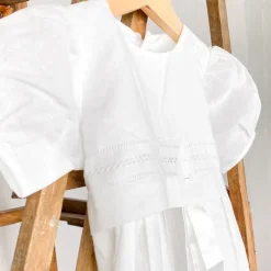 Robe de baptême avec béguin et chaussons