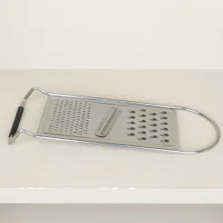 Râpe universelle anti-dérapante