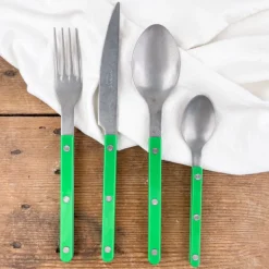 Set de 4 couverts verts effet mat
