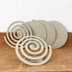 Spirales anti-moustiques au géraniol