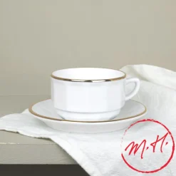 Tasse et soucoupe blanche filet or