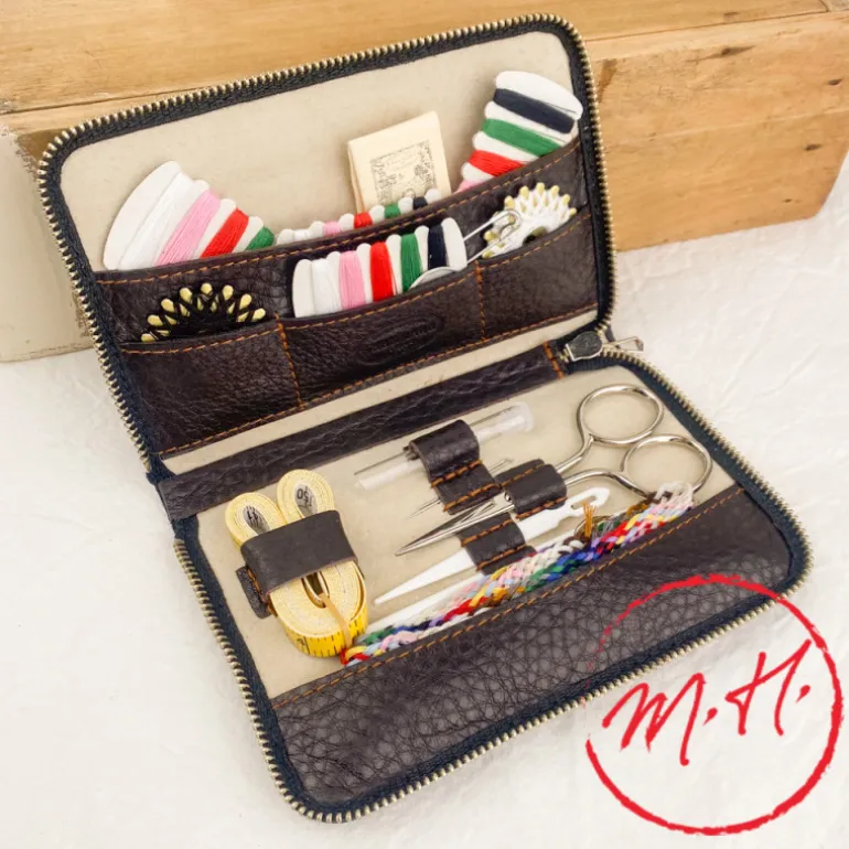 Trousse de couture de voyage en cuir