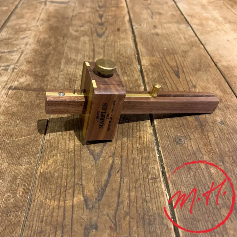 Trusquin en bois de rose