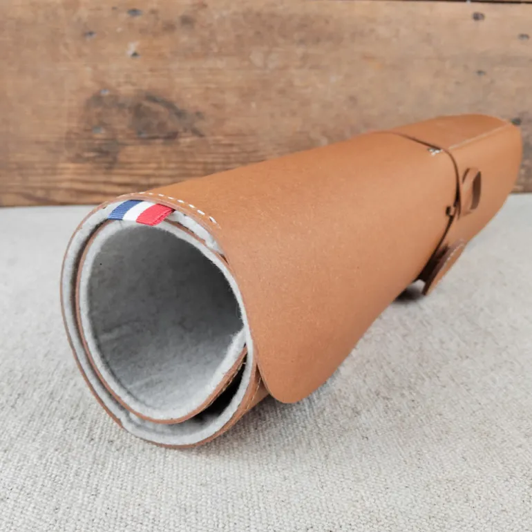 Étui en cuir 8 couteaux Opinel
