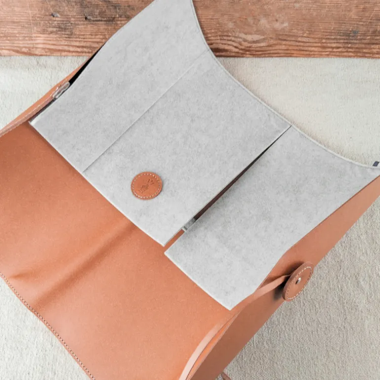 Étui en cuir 8 couteaux Opinel