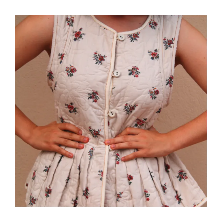 Veste sans manche réversible fleurie
