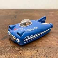 Voiture de l'espace en métal