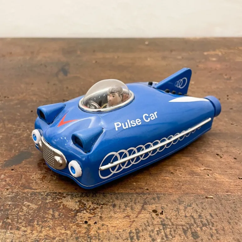 Voiture de l'espace en métal